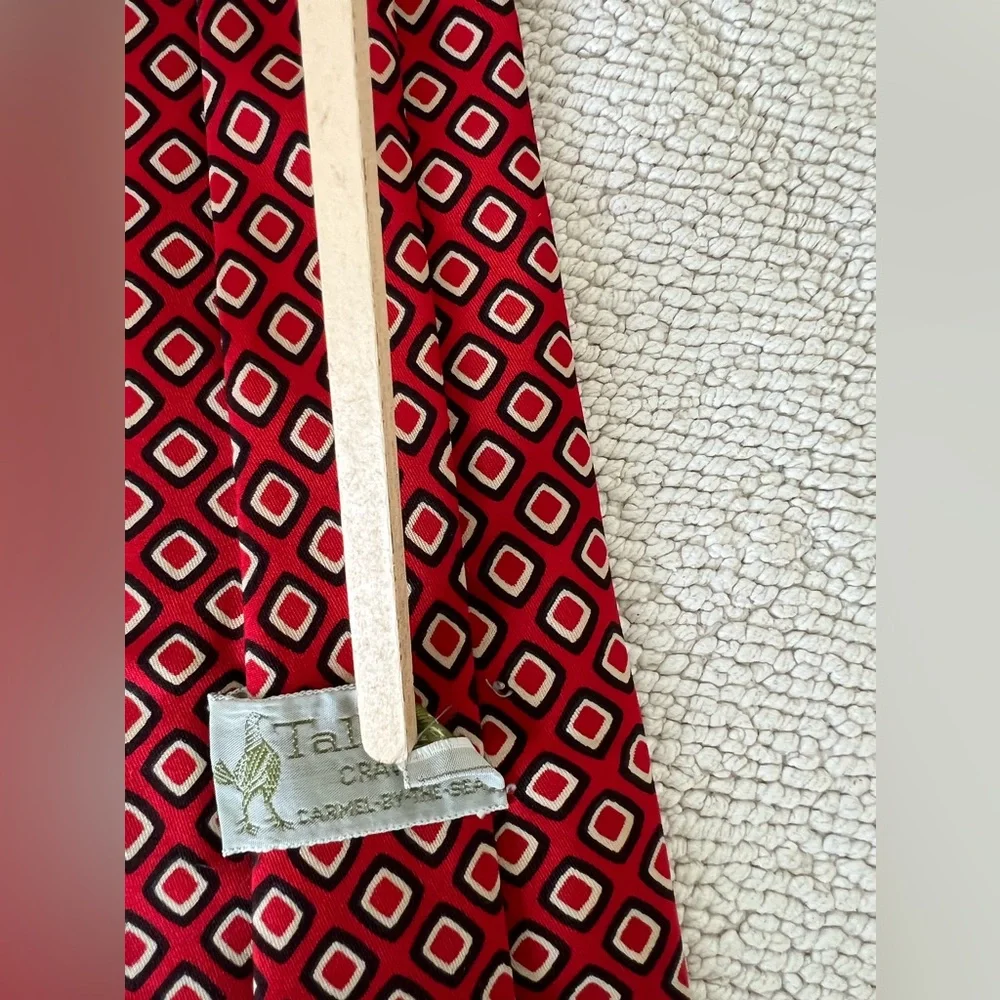 Robert Talbott Cravats Vintage Red Geometric Patterned Tie | 100%Silk By Talbott